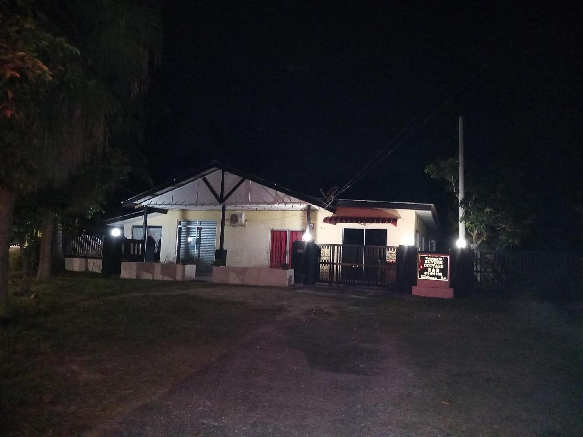 Kuntum Cottage Bed&Breakfast Kampung Tanjung Ipoh Exterior foto